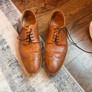 Taft men’s size 43 brown patterned dress shoes